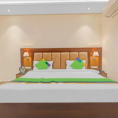 Premium Taj Homestay Near Taj Mahal